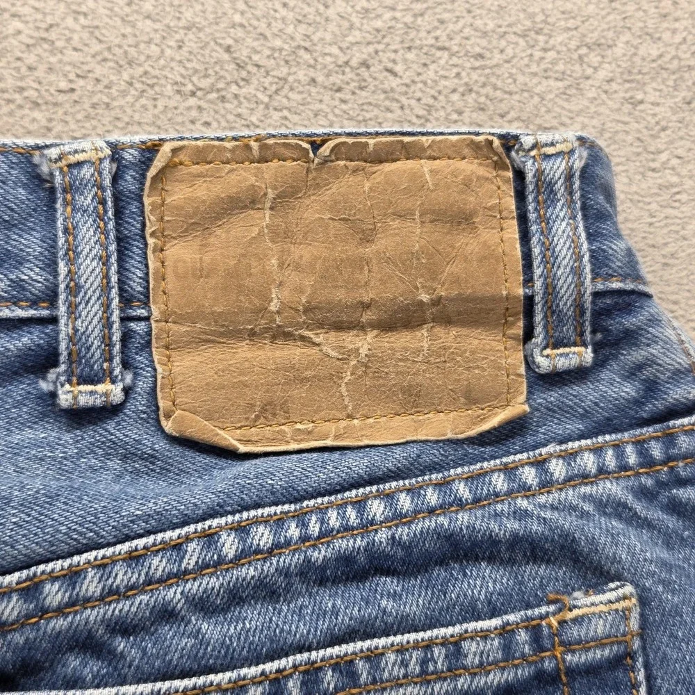 Vintage Levis 501 Jeans Mens Blue Straight Button Fly Made In USA Fits 32x32
